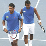 Paes, Bhupathi to clash in men’s doubles final